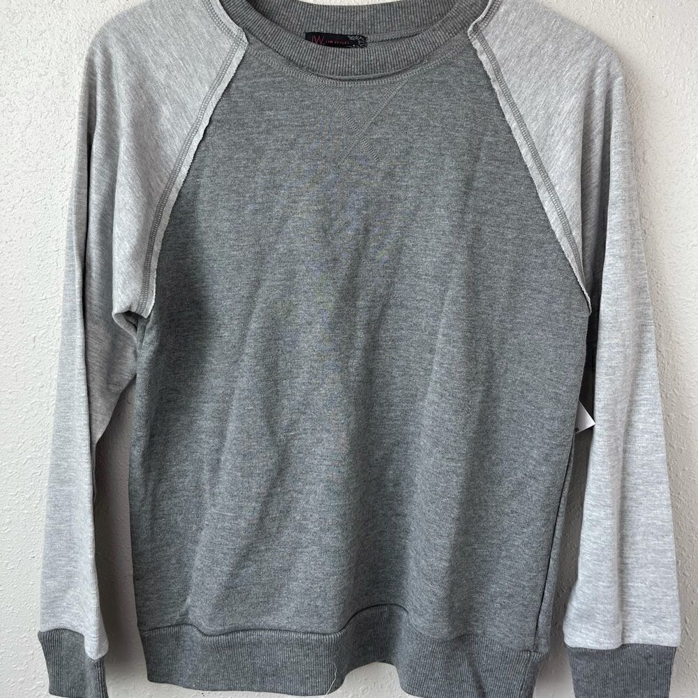 NWT JW Collection Women’s Top Size L
